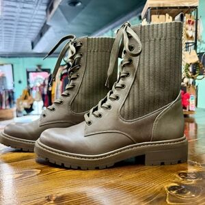 Sam Edelman Alpine Green Combat Boots, Lace Up size 7